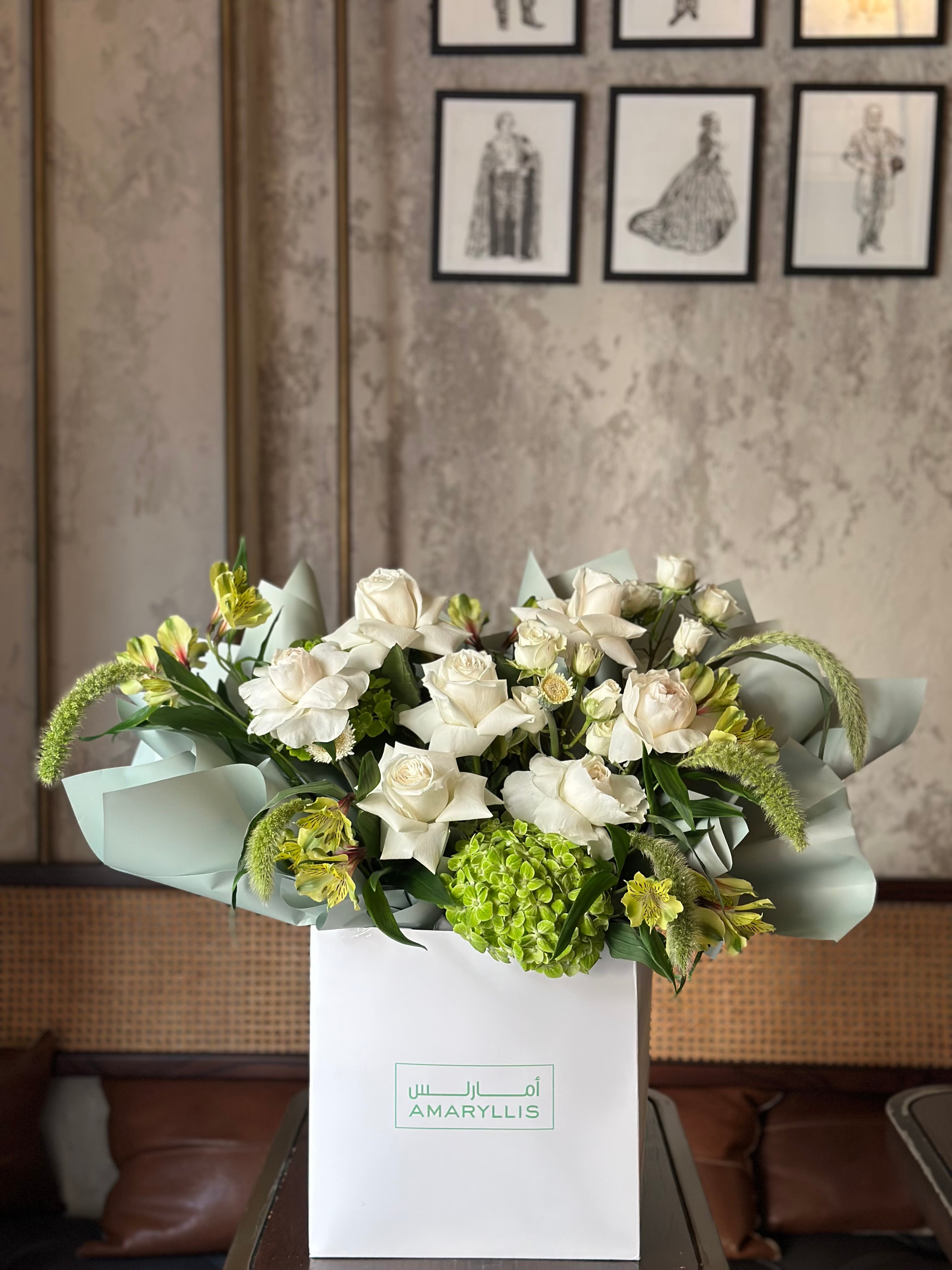 Bouquet of green flower Main image