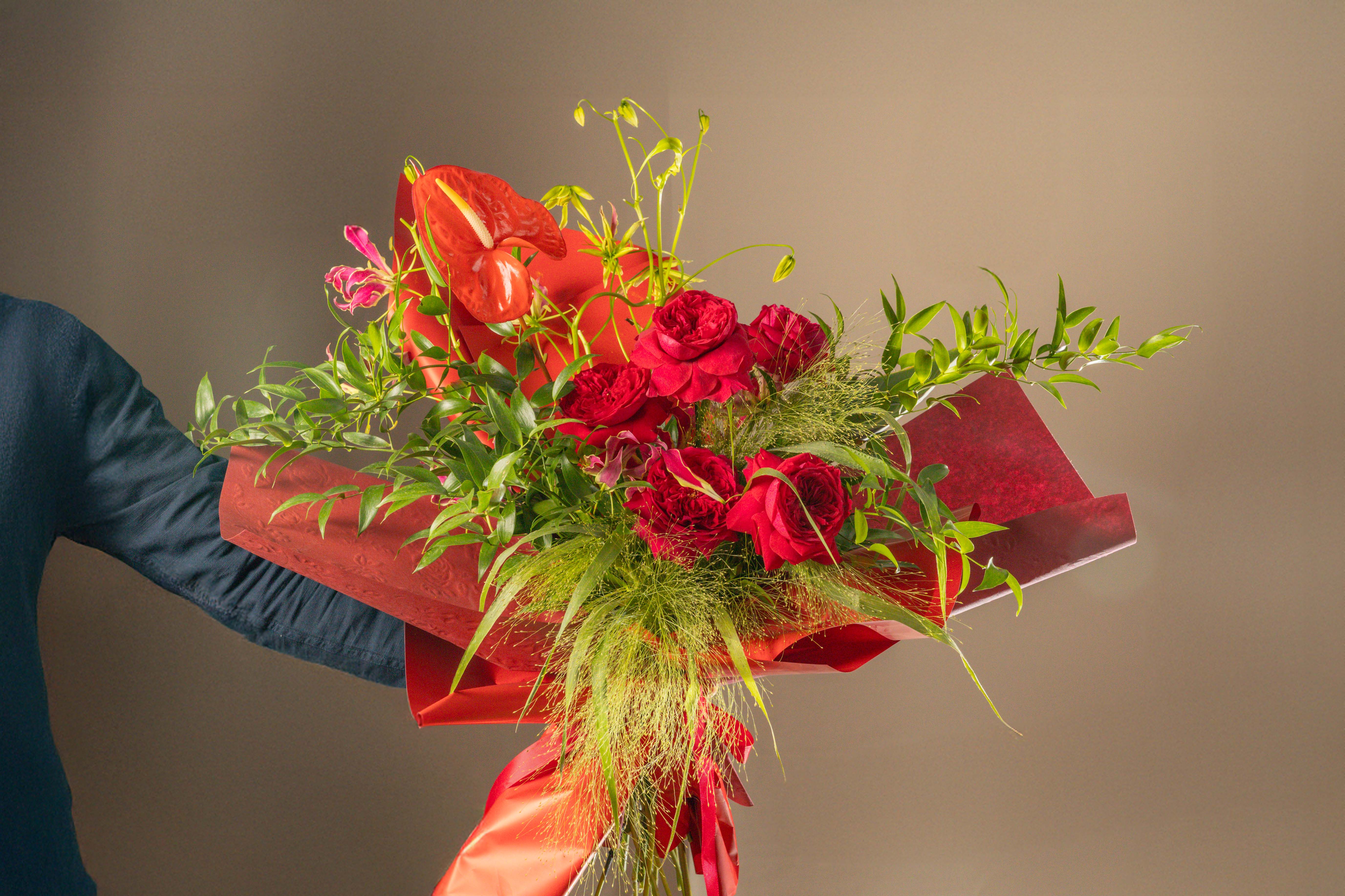 Scarlet reign Main image