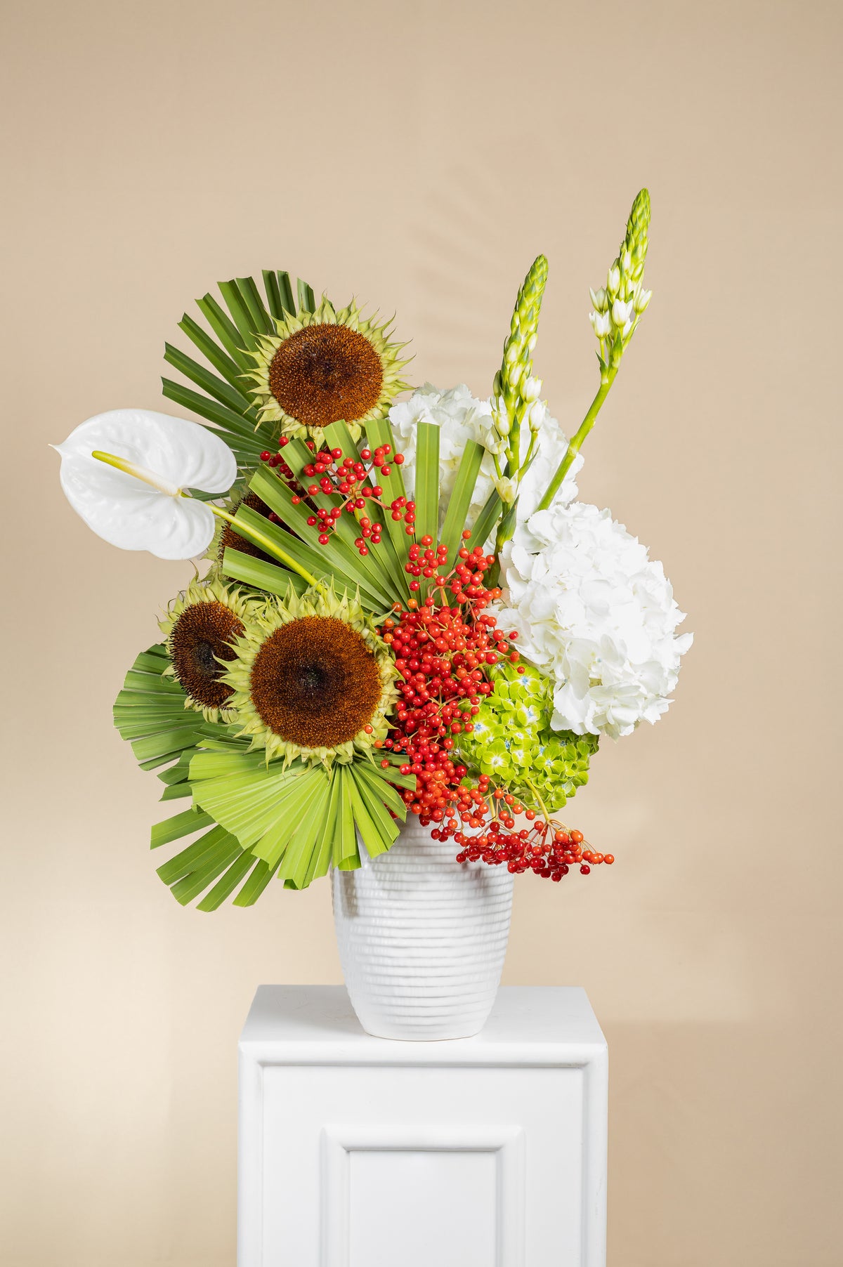 Evergreen elegance Main image