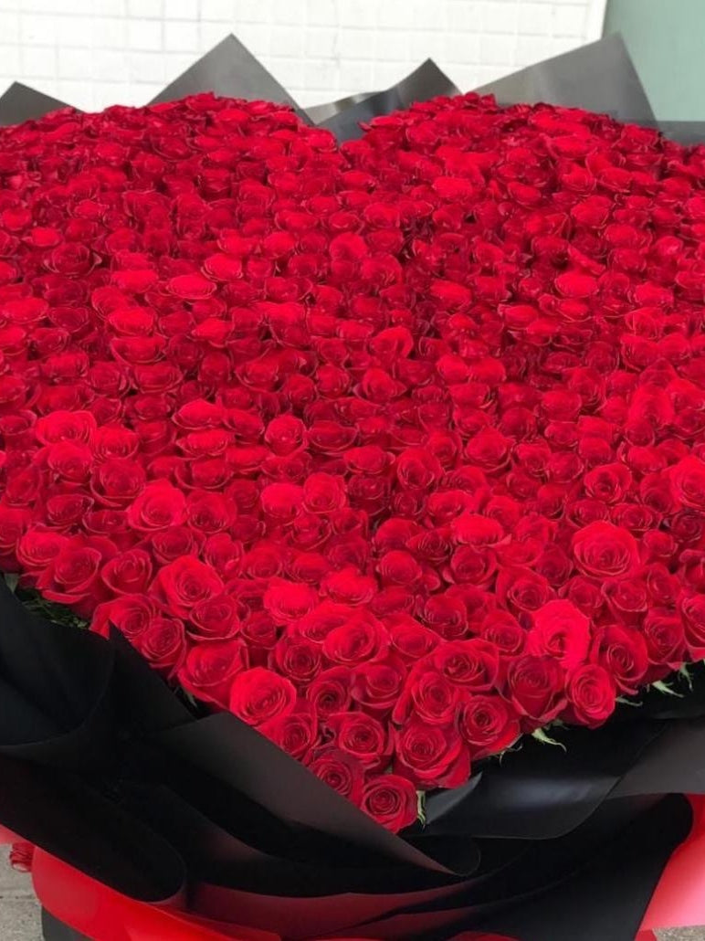 Wonderful love , 500 pcs roses Main image