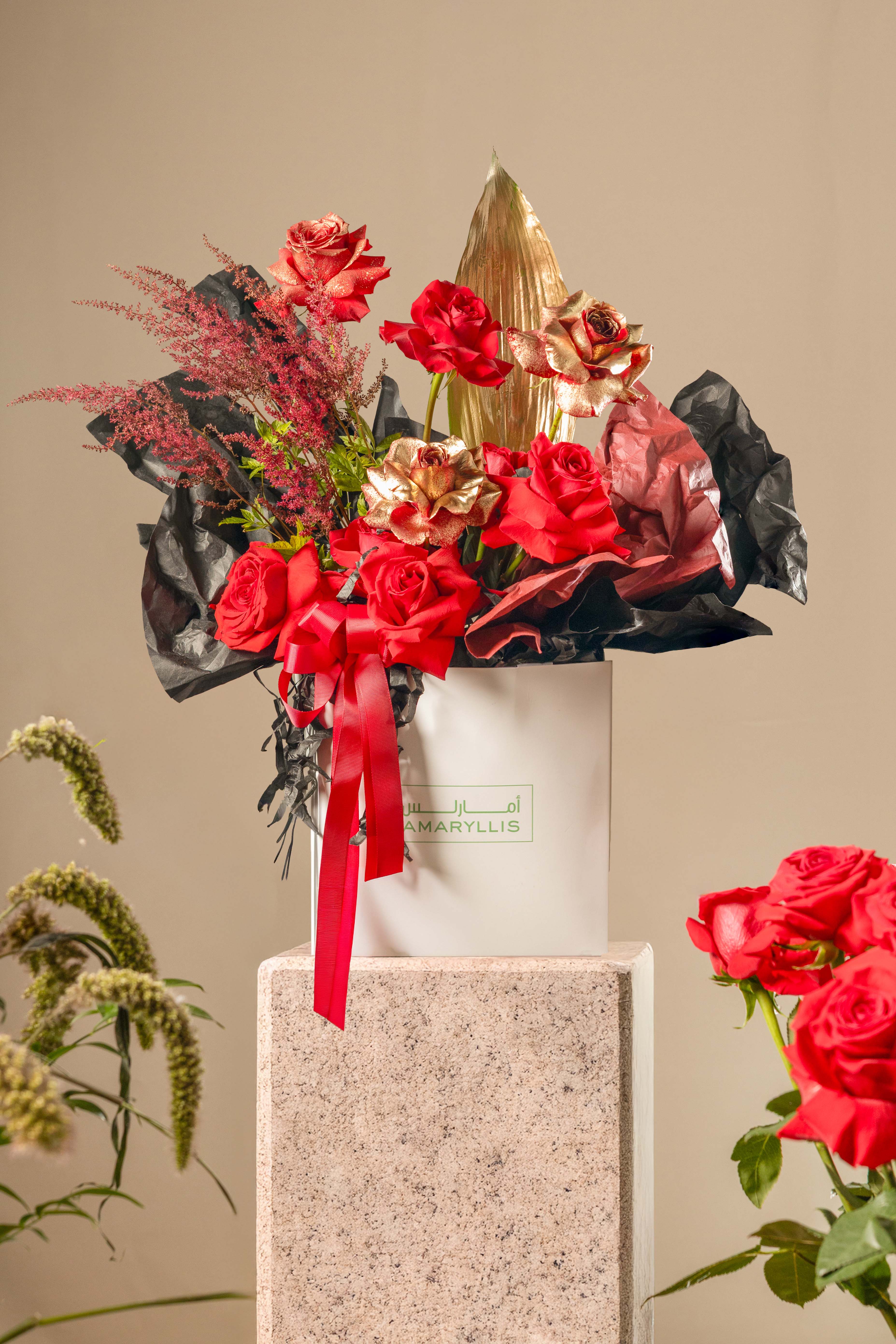 Golden leaf Main image