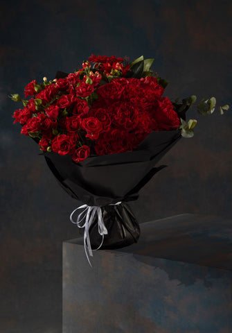 Luxury red bouquet